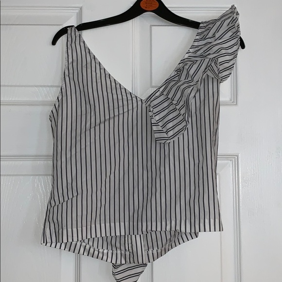 Striped ZipUp Ruffle Top - Picture 2 of 3